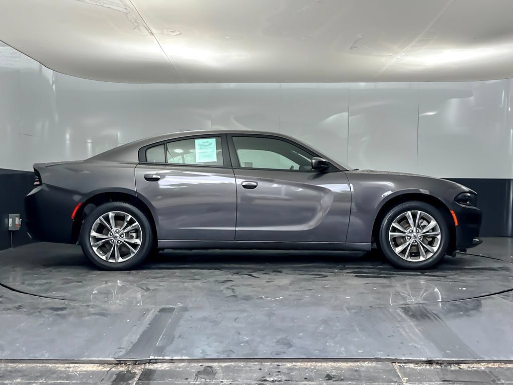 Used 2022 Dodge Charger SXT AWD/4WD image 2