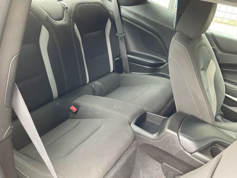 Used 2019 Chevrolet Camaro LT RWD image 28