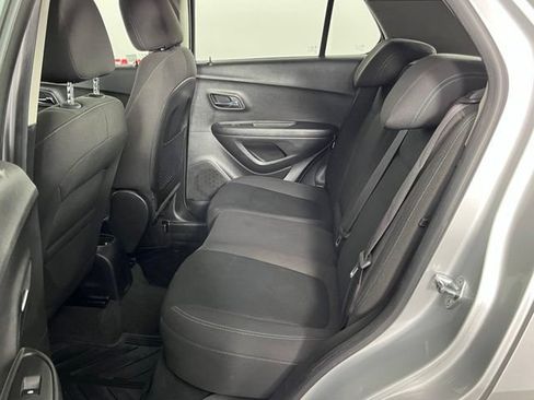 Used 2016 Chevrolet Trax LS w/ LPO, Protection Package FWD image 18