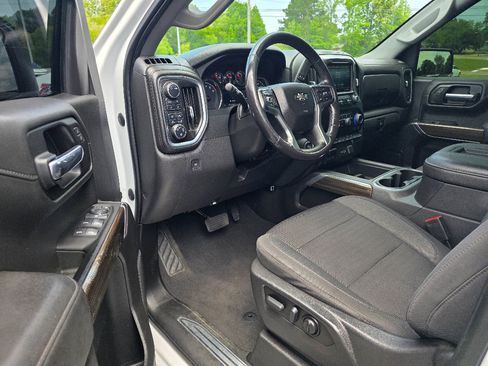 Used 2022 Chevrolet Silverado 1500 RST AWD/4WD image 9