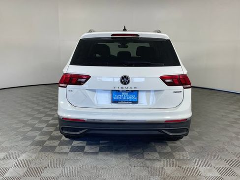 Used 2022 Volkswagen Tiguan SE AWD/4WD image 15