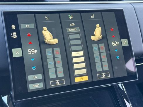 Used 2024 Land Rover Range Rover Sport Dynamic SE image 28