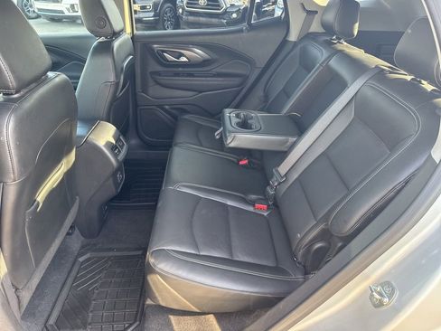 Used 2022 GMC Terrain SLT w/ Elevation Edition AWD/4WD image 6