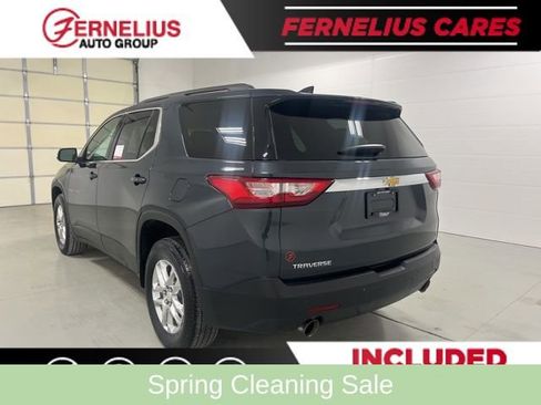 Used 2021 Chevrolet Traverse LT FWD image 5