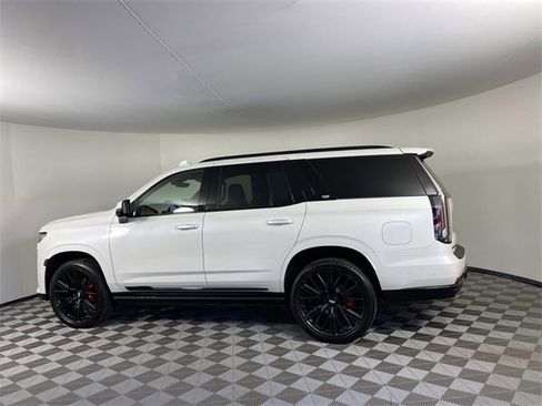 Used 2021 Cadillac Escalade Sport w/ Driver Assist Tech Package image 5