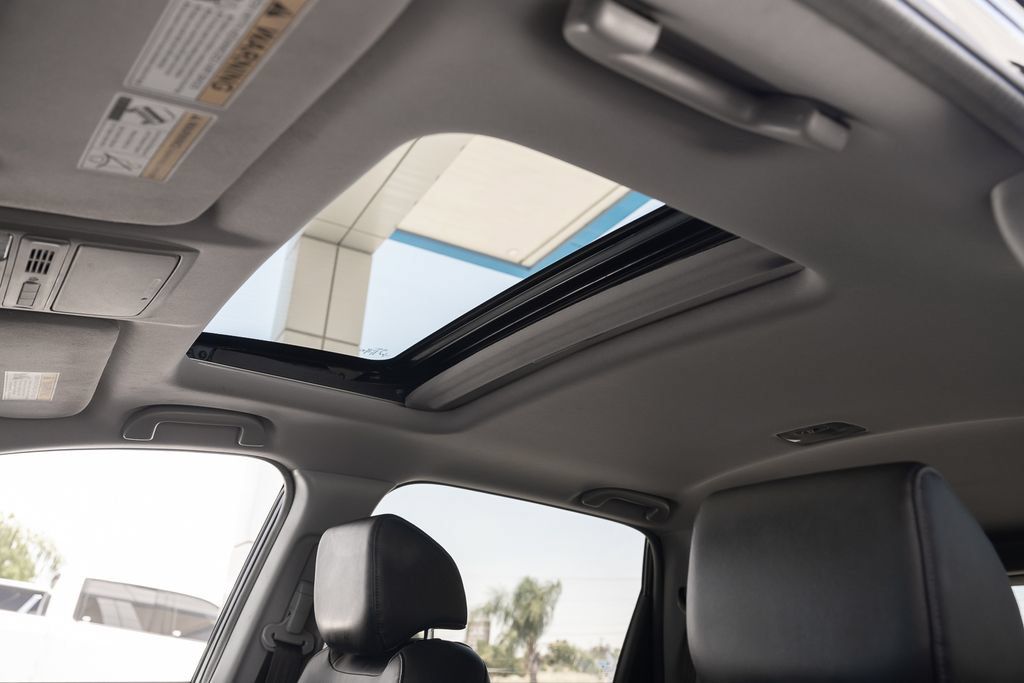 Used 2022 Honda CR-V EX-L image 23