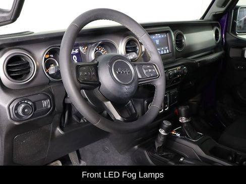Used 2023 Jeep Wrangler Sport AWD/4WD image 18