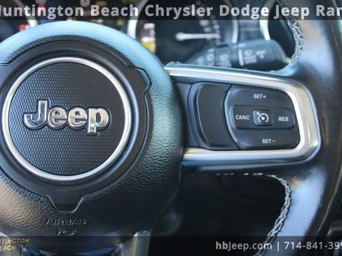 Used 2023 Jeep Wrangler Unlimited Sahara w/ Cold Weather Group image 19