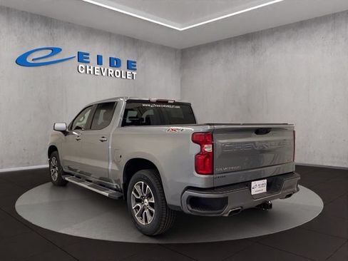 Used 2023 Chevrolet Silverado 1500 RST w/ Max Trailering Package AWD/4WD image 12