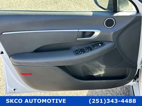 Used 2022 Hyundai Sonata SE image 12