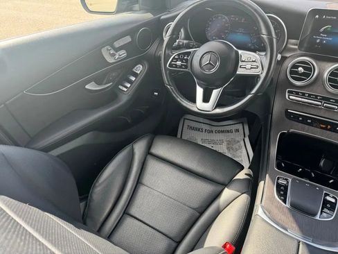 Used 2022 Mercedes-Benz GLC 300 4MATIC image 21
