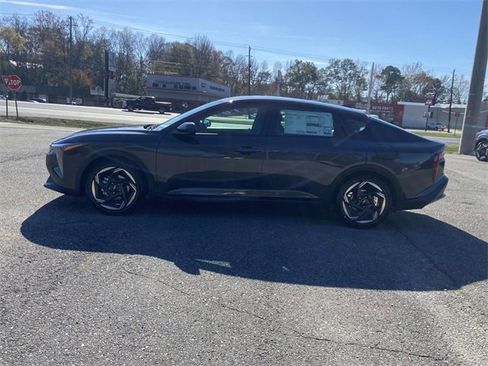 New 2025 Kia K4 EX image 5