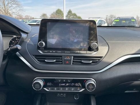 Certified 2020 Nissan Altima 2.5 SV image 13