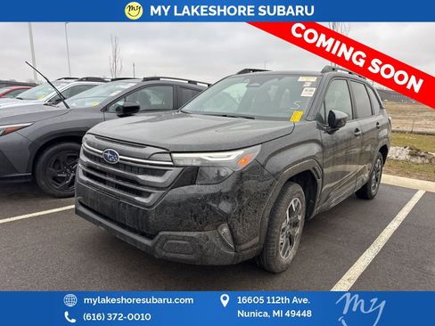 Used 2025 Subaru Forester Premium image 3