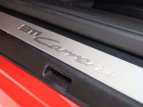 Used 2025 Porsche 911 Carrera RWD image 41