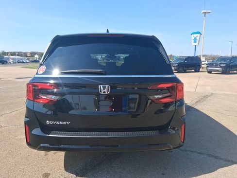 New 2026 Honda Odyssey EX-L image 6