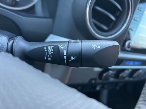 Used 2021 Toyota Tacoma SR5 image 28