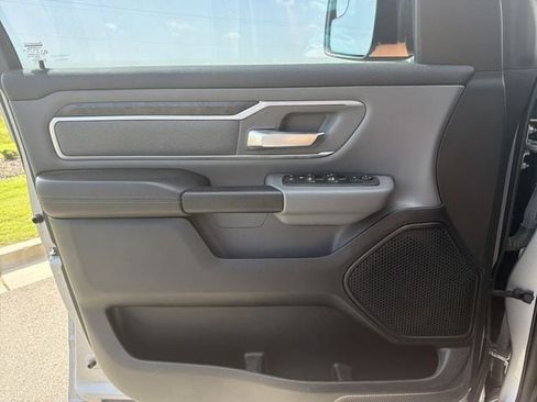 Used 2021 RAM 1500 Big Horn AWD/4WD image 32
