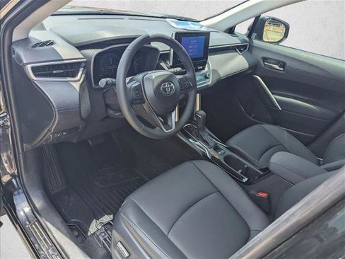 Certified 2025 Toyota Corolla Cross XLE w/ Convenience Package FWD image 10