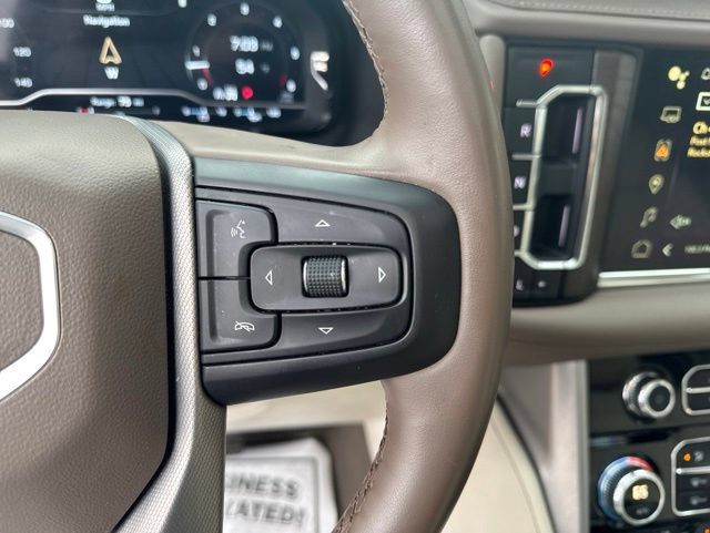 Used 2024 GMC Yukon Denali AWD/4WD image 12