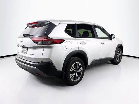 Used 2023 Nissan Rogue SV AWD/4WD image 7