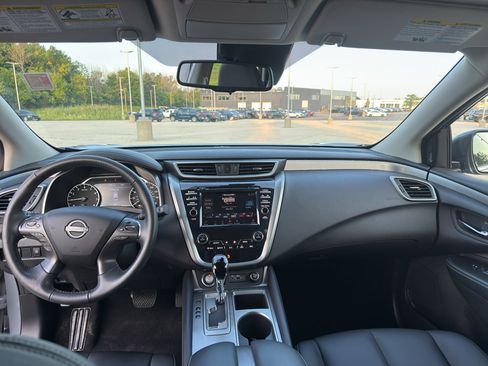 Certified 2023 Nissan Murano SV w/ SV Midnight Edition Package AWD/4WD image 28
