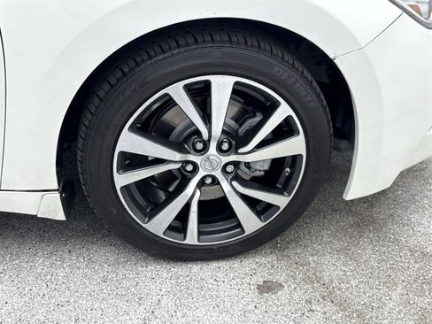 Used 2017 Nissan Maxima 3.5 S image 44