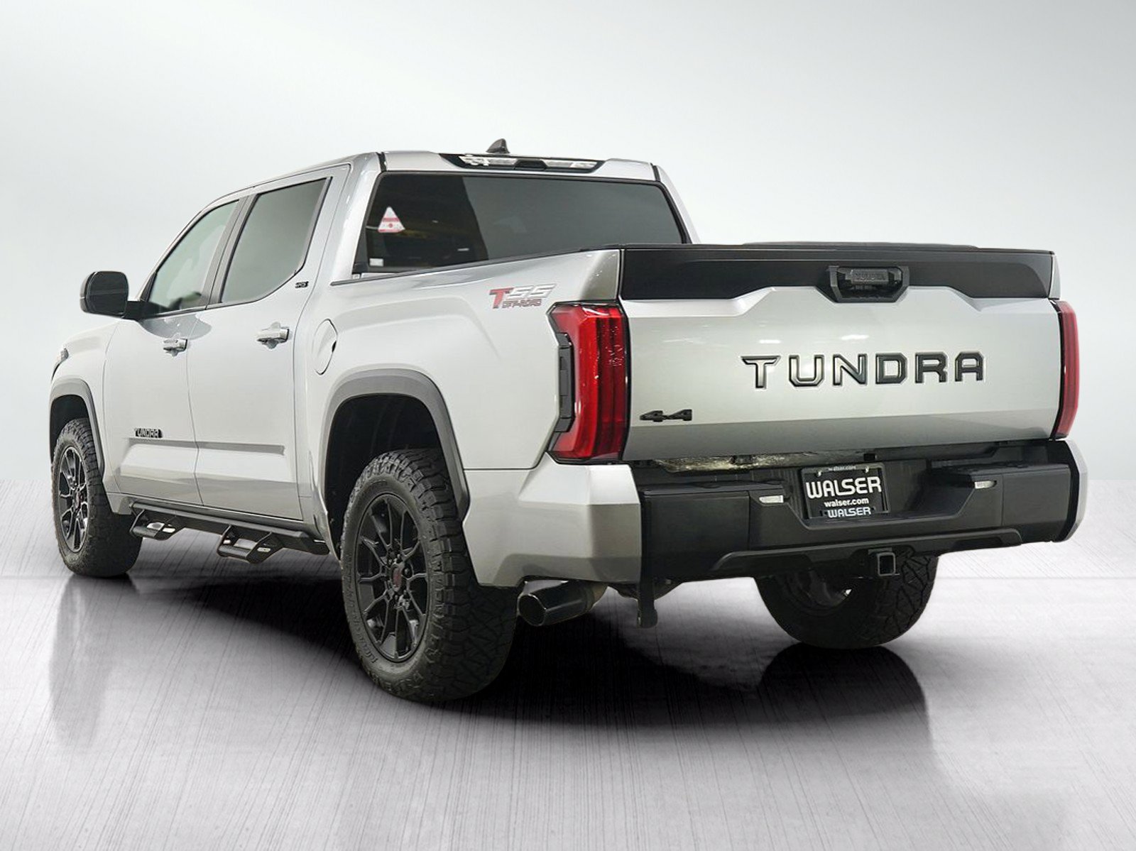 Used 2024 Toyota Tundra SR5 w/ SR5 Premium Package AWD/4WD image 5