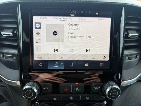 New 2026 RAM 1500 4x4 Crew Cab image 20