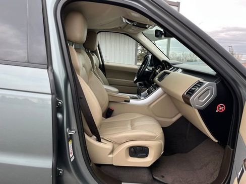 Used 2015 Land Rover Range Rover Sport SE AWD/4WD image 32