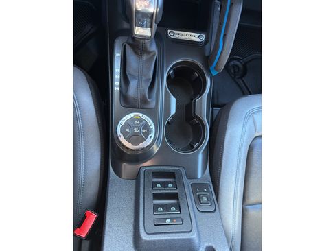 Used 2023 Ford Bronco Black Diamond image 21