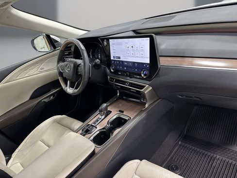 Used 2023 Lexus RX 350 FWD w/ Accessory Package image 16