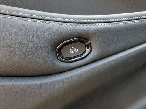 New 2026 Jeep Cherokee Laredo image 25