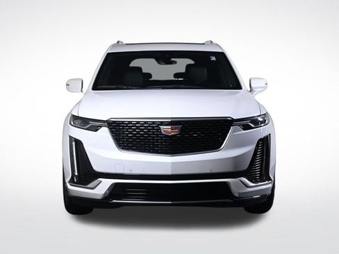 Used 2024 Cadillac XT6 Premium Luxury FWD image 8