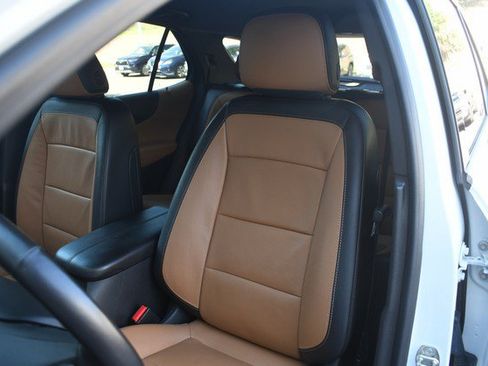 Used 2019 Chevrolet Equinox Premier AWD/4WD image 17