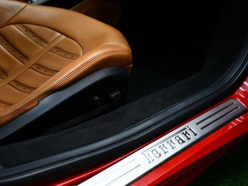 Used 2017 Ferrari 488 GTB image 42