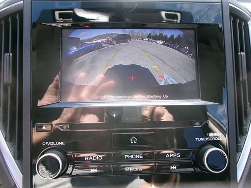 Used 2021 Subaru Crosstrek 2.0i Premium image 17