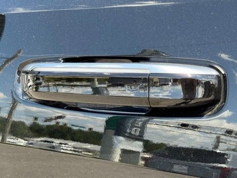 New 2025 Cadillac Escalade IQ Luxury 2 image 13