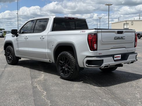Certified 2022 GMC Sierra 1500 Elevation w/ Elevation Premium Package AWD/4WD image 9