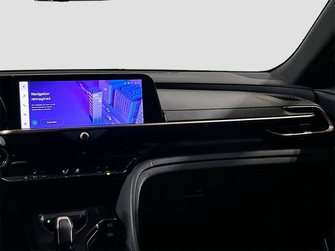 Used 2023 Toyota Crown XLE image 20