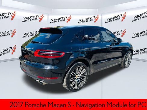 Used 2017 Porsche Macan S image 3