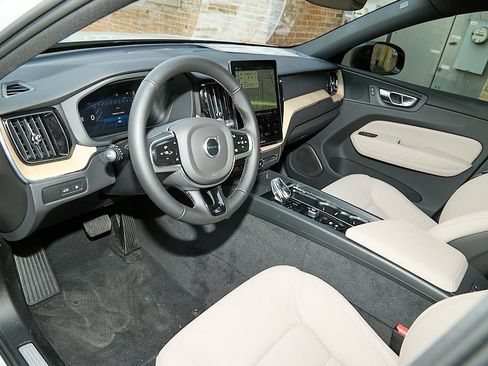 New 2026 Volvo XC60 T8 Plus w/ Protection Package Premier image 13