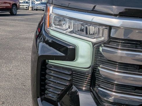 Used 2023 Chevrolet Silverado 1500 High Country RWD image 12