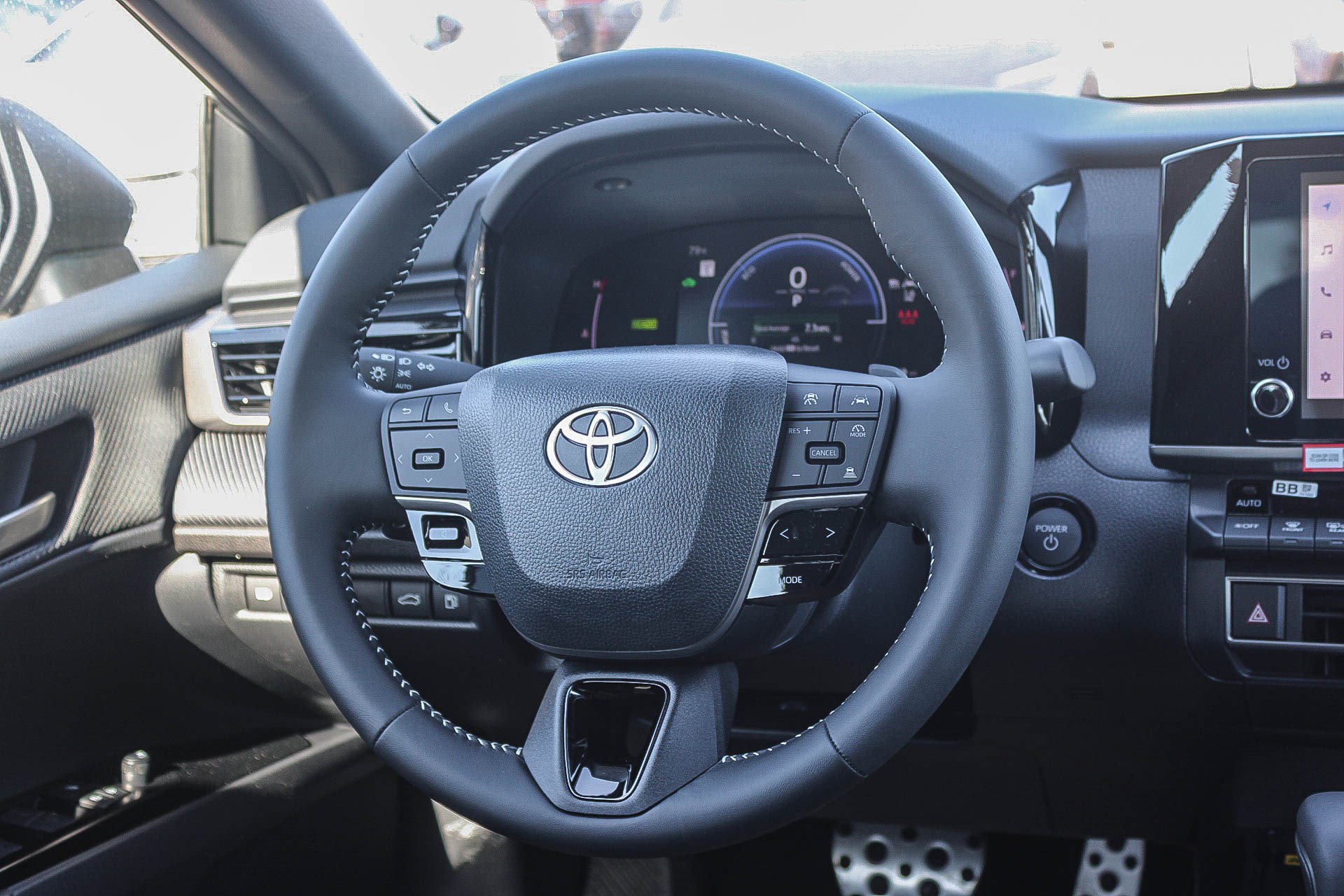 New 2026 Toyota Camry SE FWD image 18