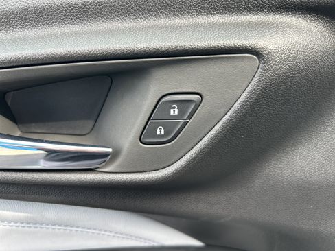 New 2025 Chevrolet Trax LT w/ Driver Confidence Package image 14