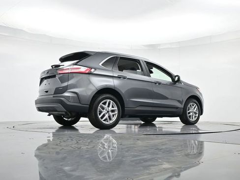 Certified 2024 Ford Edge SEL w/ Convenience Package AWD/4WD image 30