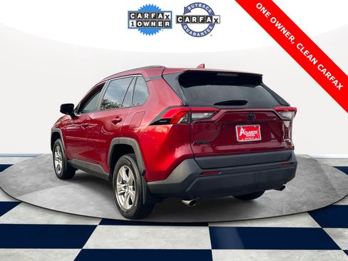Used 2022 Toyota RAV4 XLE image 5