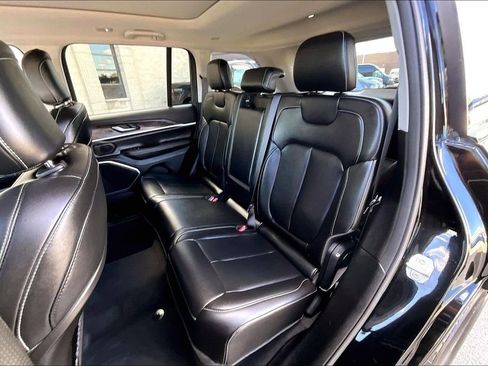 Used 2023 Jeep Grand Cherokee 4WD 4xe image 25