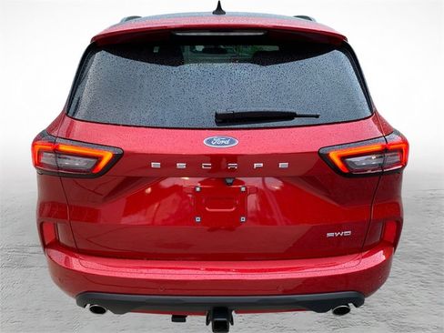 Used 2024 Ford Escape ST-Line Select w/ Tech Pack #2 AWD/4WD image 3