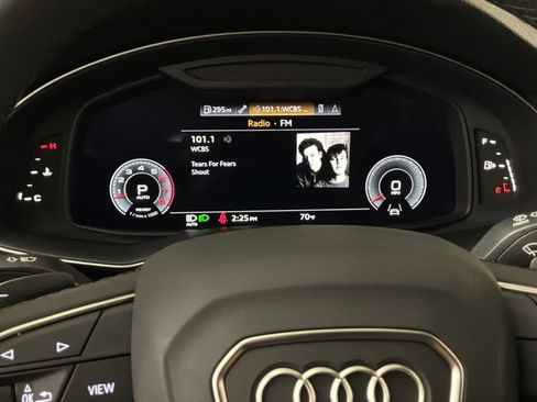 Used 2023 Audi Q8 Premium Plus w/ Premium Plus Package AWD/4WD image 13
